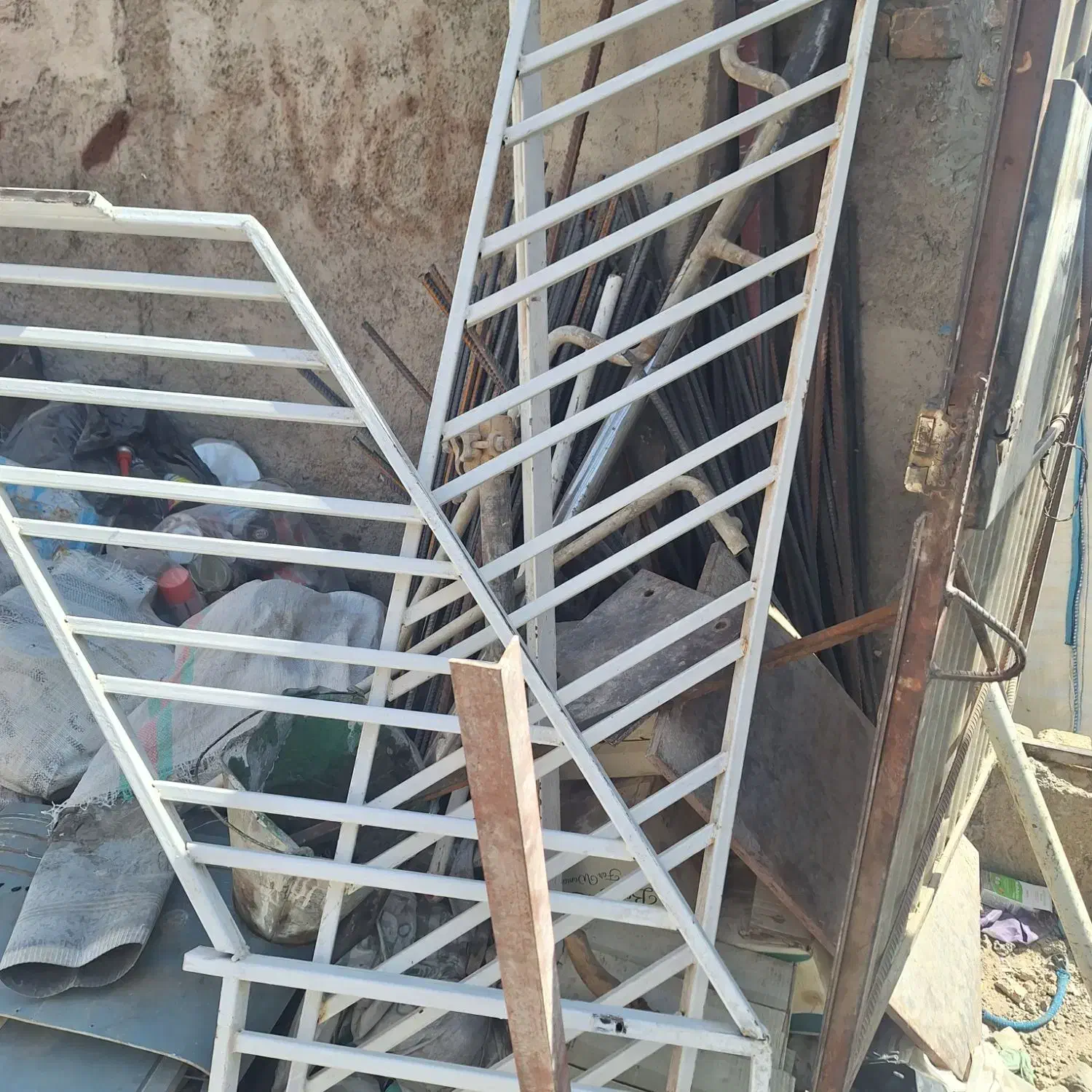 ضایعات پت و کارتون...|عمده‌فروشی|قم, باغ کرباسی|دیوار