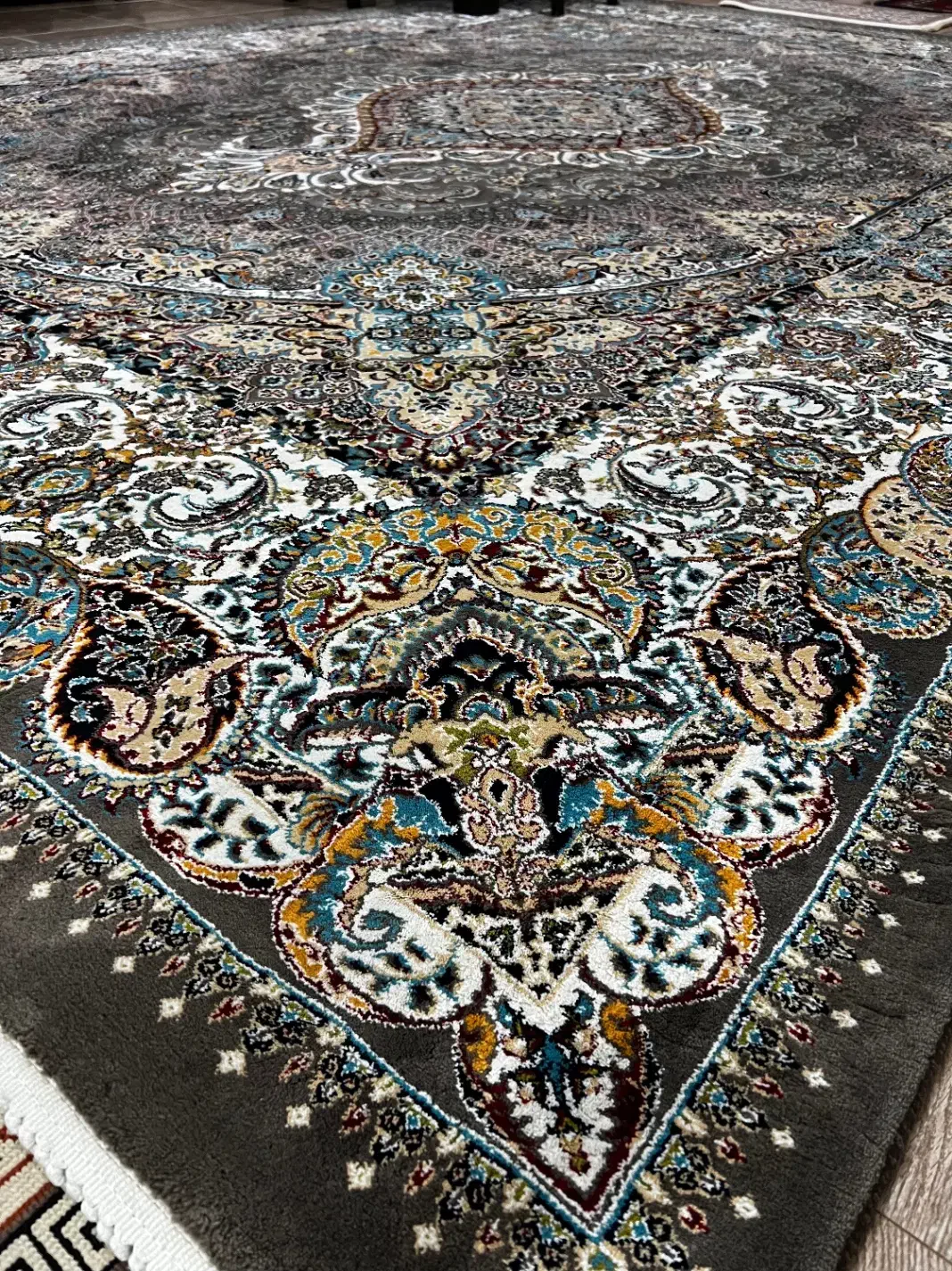 قالی ۱۲متری|فرش|گنبد کاووس, |دیوار