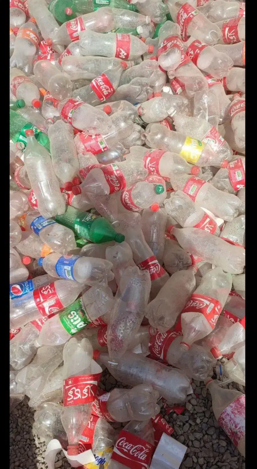 بطری1/5لیتری نوشابه|ظروف نگهدارنده، پلاستیکی، یکبارمصرف|هیرمند, |دیوار