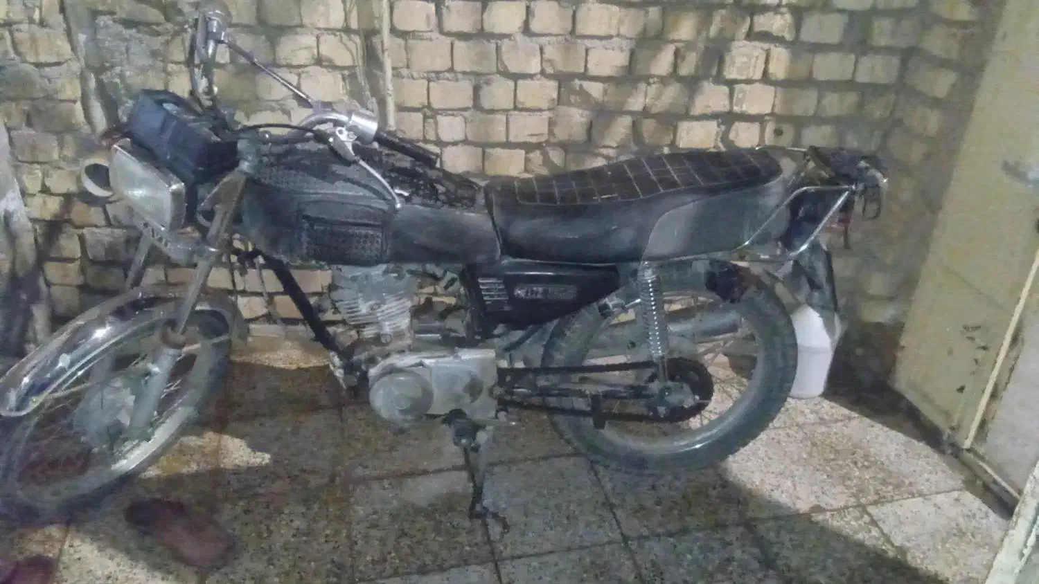 موتور مدل 82|موتورسیکلت|خمینی‌شهر, |دیوار
