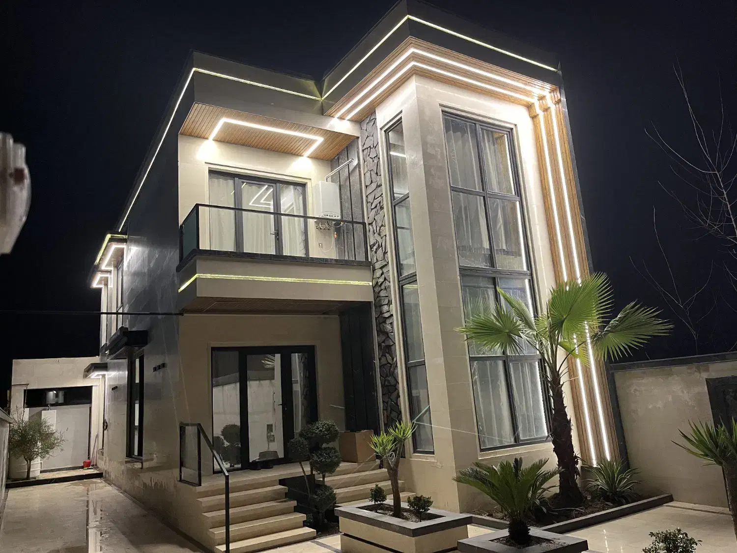 ویلا استخردار دوبلکس مدرن|اجارهٔ کوتاه‌مدت ویلا و باغ|فومن, |دیوار