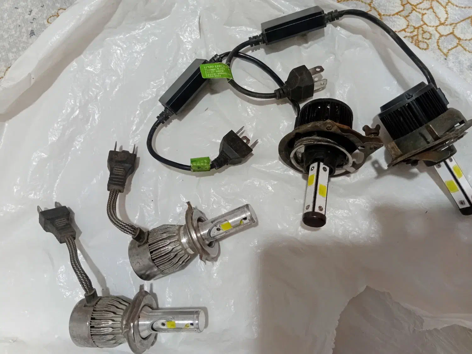 دسته راهنمای بنزی بایک عدد چادر برزنتی بنزباری|قطعات یدکی و لوازم جانبی|ملایر, |دیوار