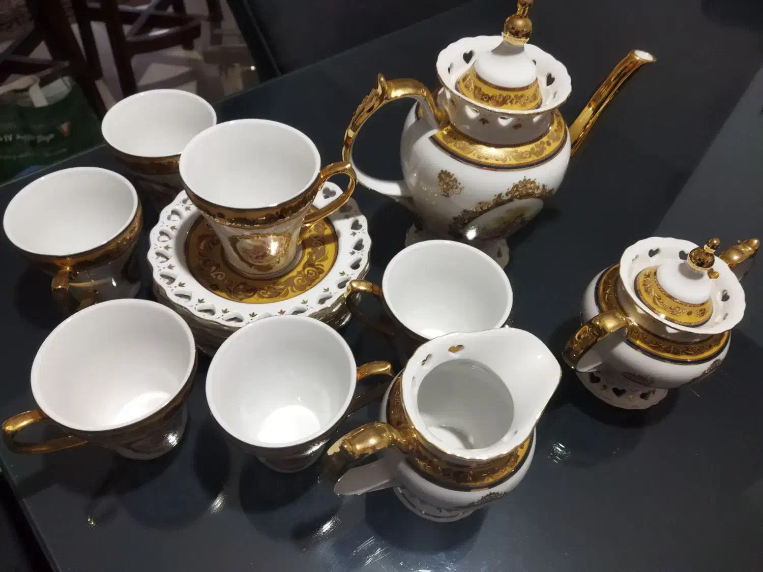 سرویس چایخوری لیلی مجنون لمونژ|ظروف سرو و پذیرایی|مشهد, جانباز|دیوار