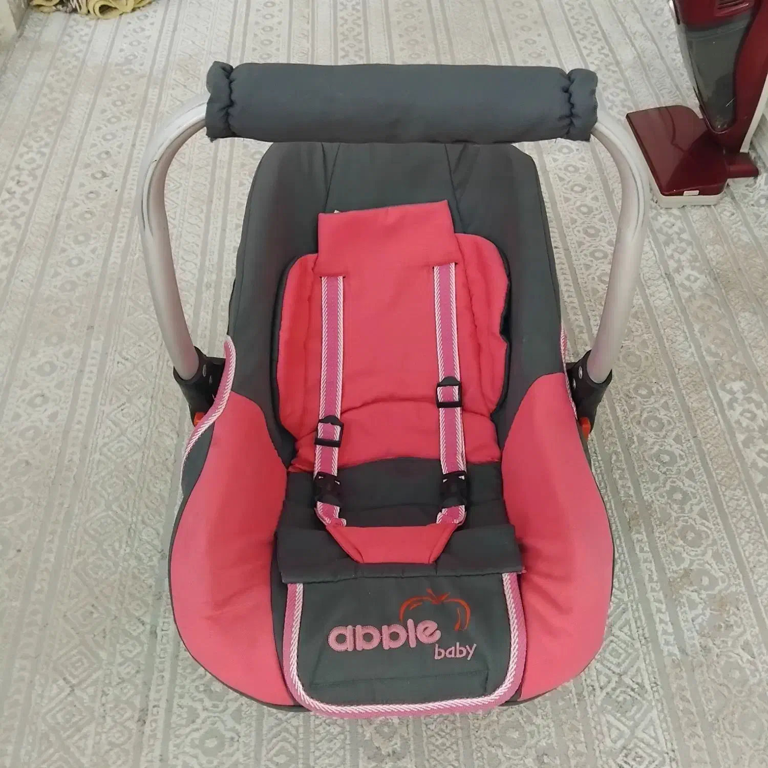 کریر سالم|کالسکه و لوازم جانبی|گلبهار, شهر جدید گلبهار|دیوار