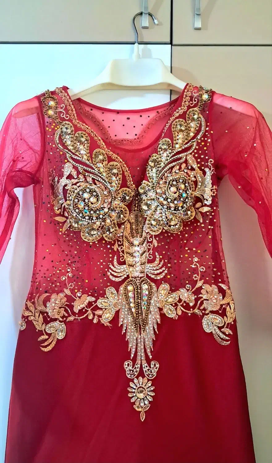 لباس مجلسی|لباس|مشکین‌دشت, |دیوار