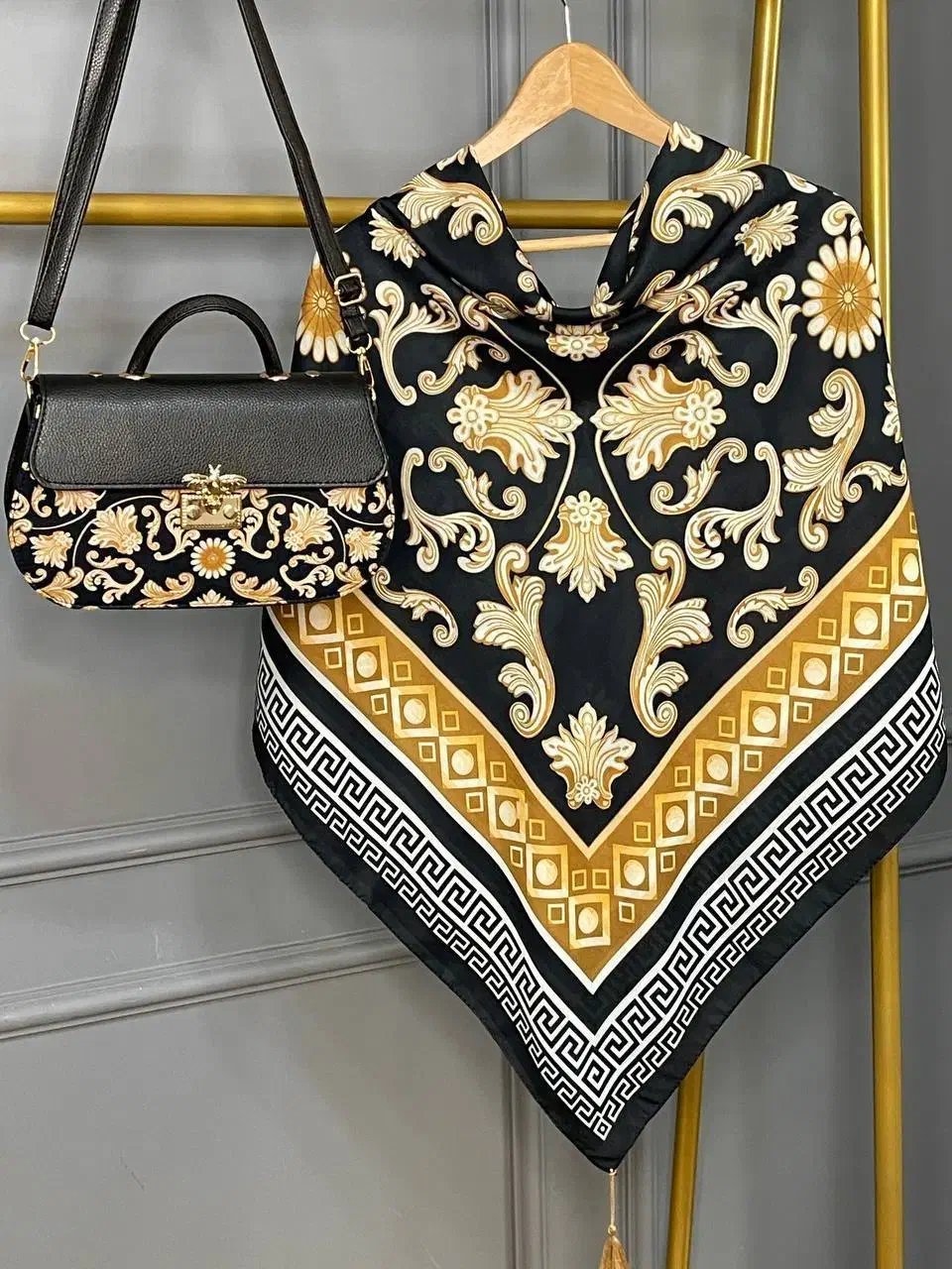 دنیایی از ست کیف و روسری رنگبندی شیک|کیف، کفش، کمربند|آبیک, |دیوار