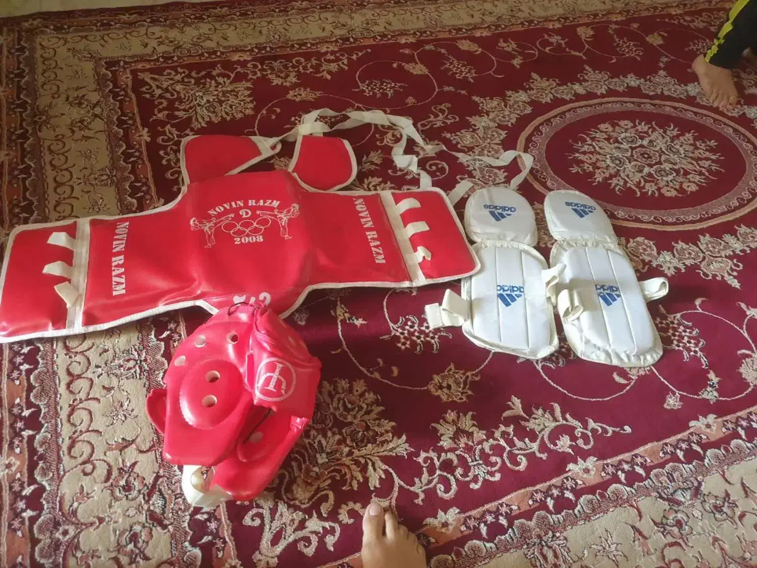 لباس و هوگو تکواندو|تجهیزات ورزشی|تهران, شهرک ولیعصر شمالی|دیوار