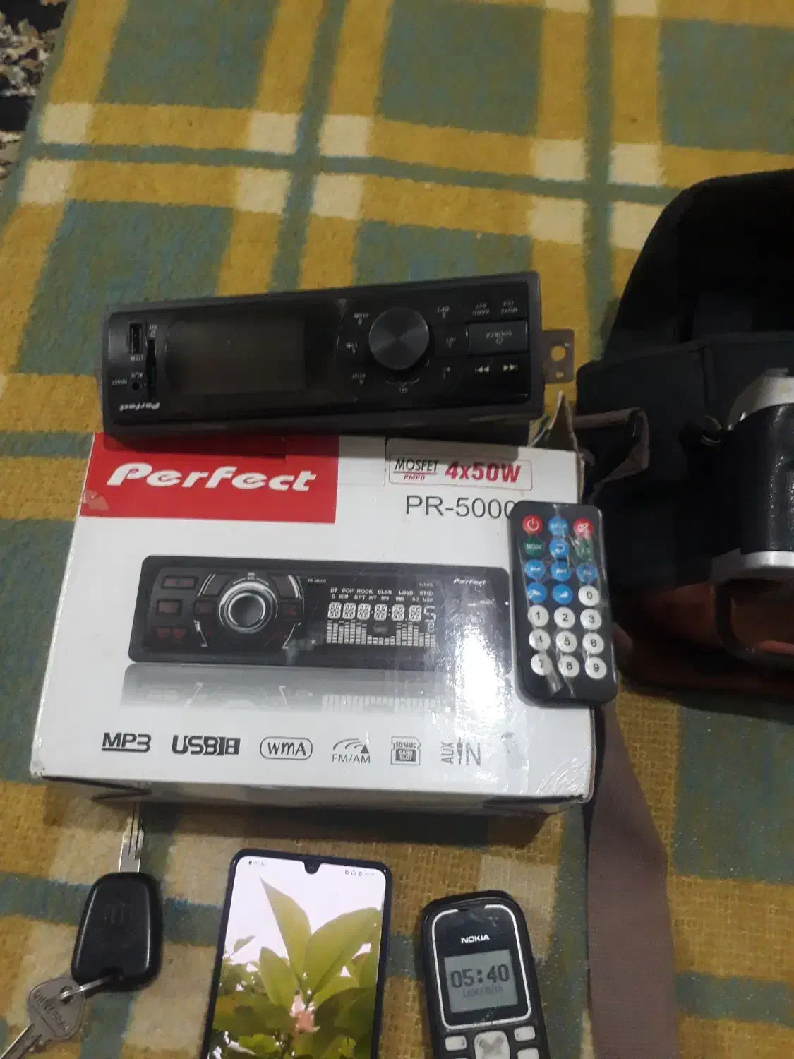 دوربین عکاسی و ضبط|دوربین عکاسی و فیلمبرداری|کنار تخته و کمار, |دیوار