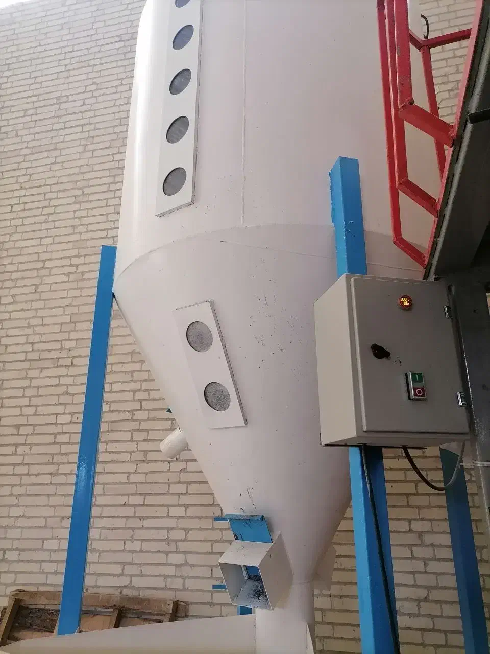 فروش خط کامل تولید سفره یکبار مصرف|ماشین‌آلات صنعتی|شیراز, فرگاز|دیوار