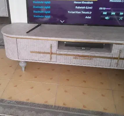 میز تلویزیون و میز کنسول|بوفه، ویترین، کنسول|ملارد, |دیوار