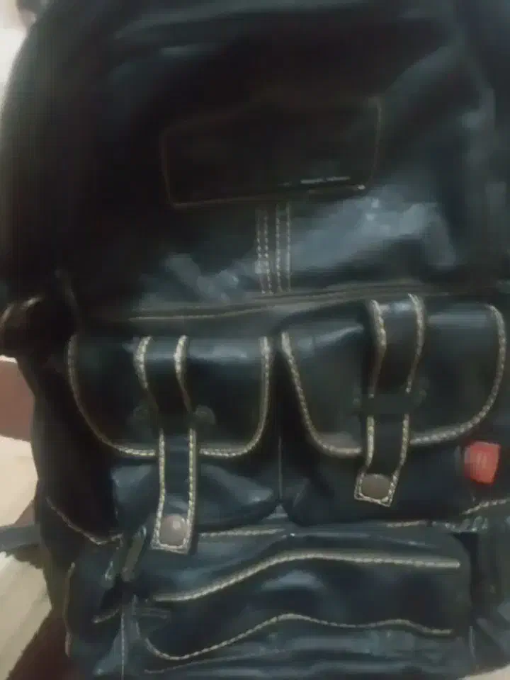 کیف کوله پشتی چرم دیزل|کیف، کفش، کمربند|اصفهان, باتون|دیوار