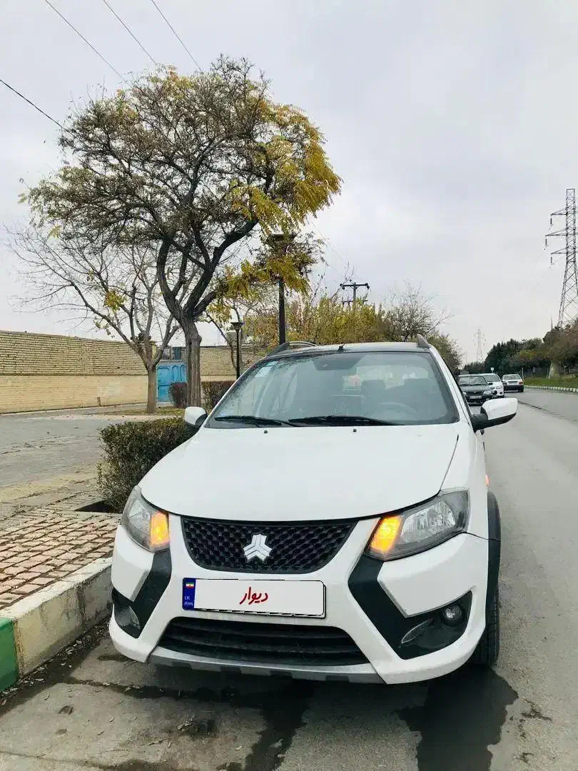 کوییک 1403 بدون رنگ سقف مشکی 85گانه|خودرو سواری و وانت|مشهد, عیدگاه|دیوار