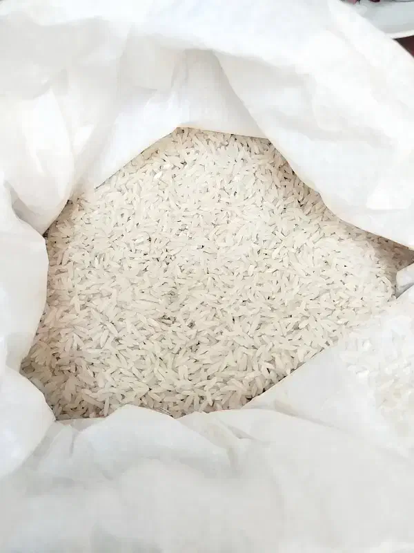 برنج هاشمی محصول امسال با عطر فوق‌العاده. به شرط|خوردنی و آشامیدنی|رشت, کوی عرفان|دیوار