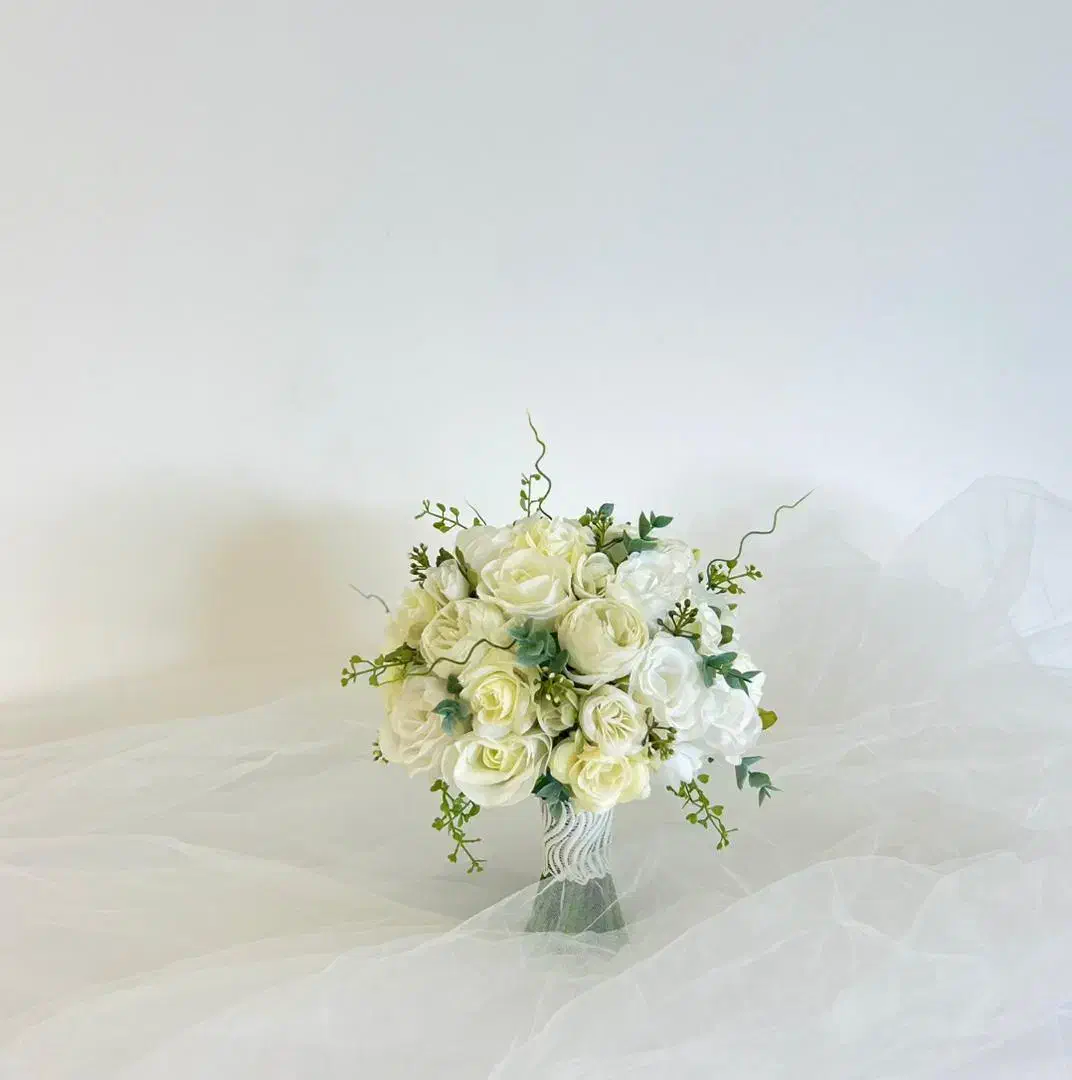 دسته گل عروس|خدمات پذیرایی، مراسم|اصفهان, شاهزید|دیوار