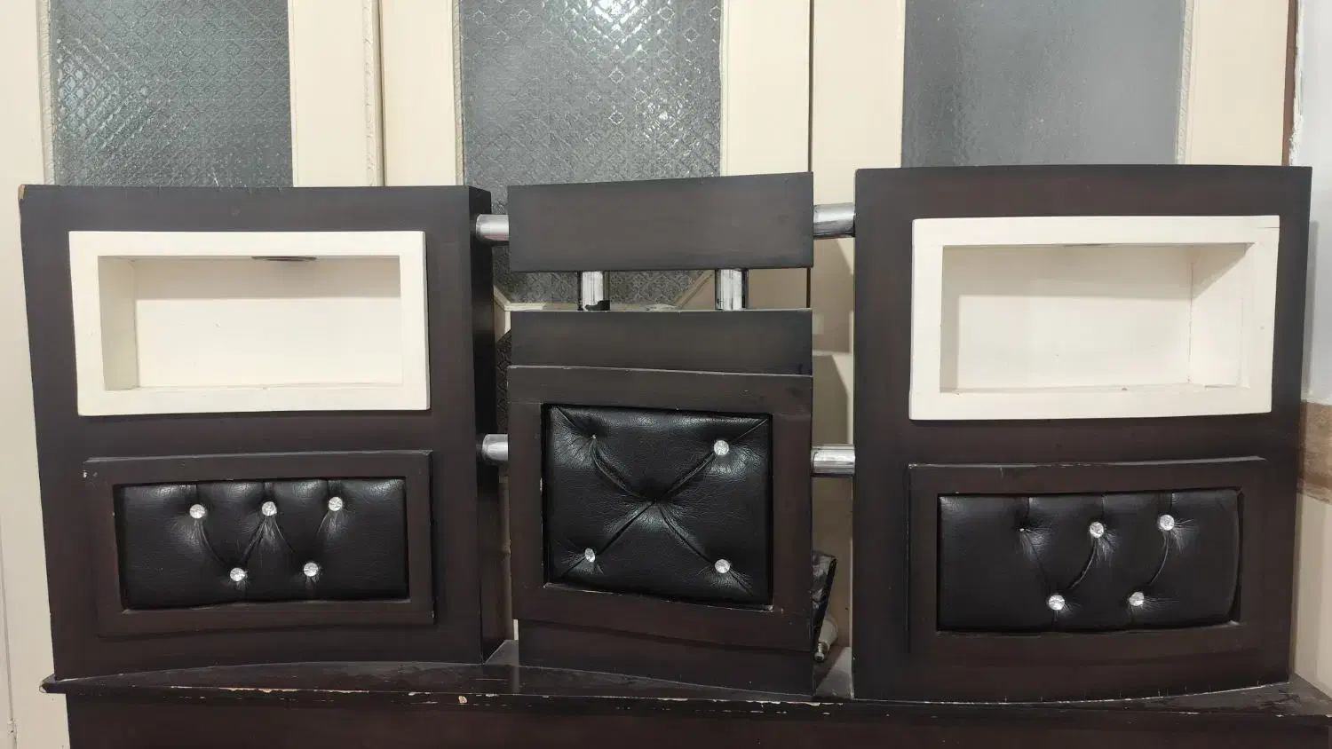 تختخواب دونفره|تخت و سرویس خواب|تربتحیدریه, باغ سلطانی|دیوار