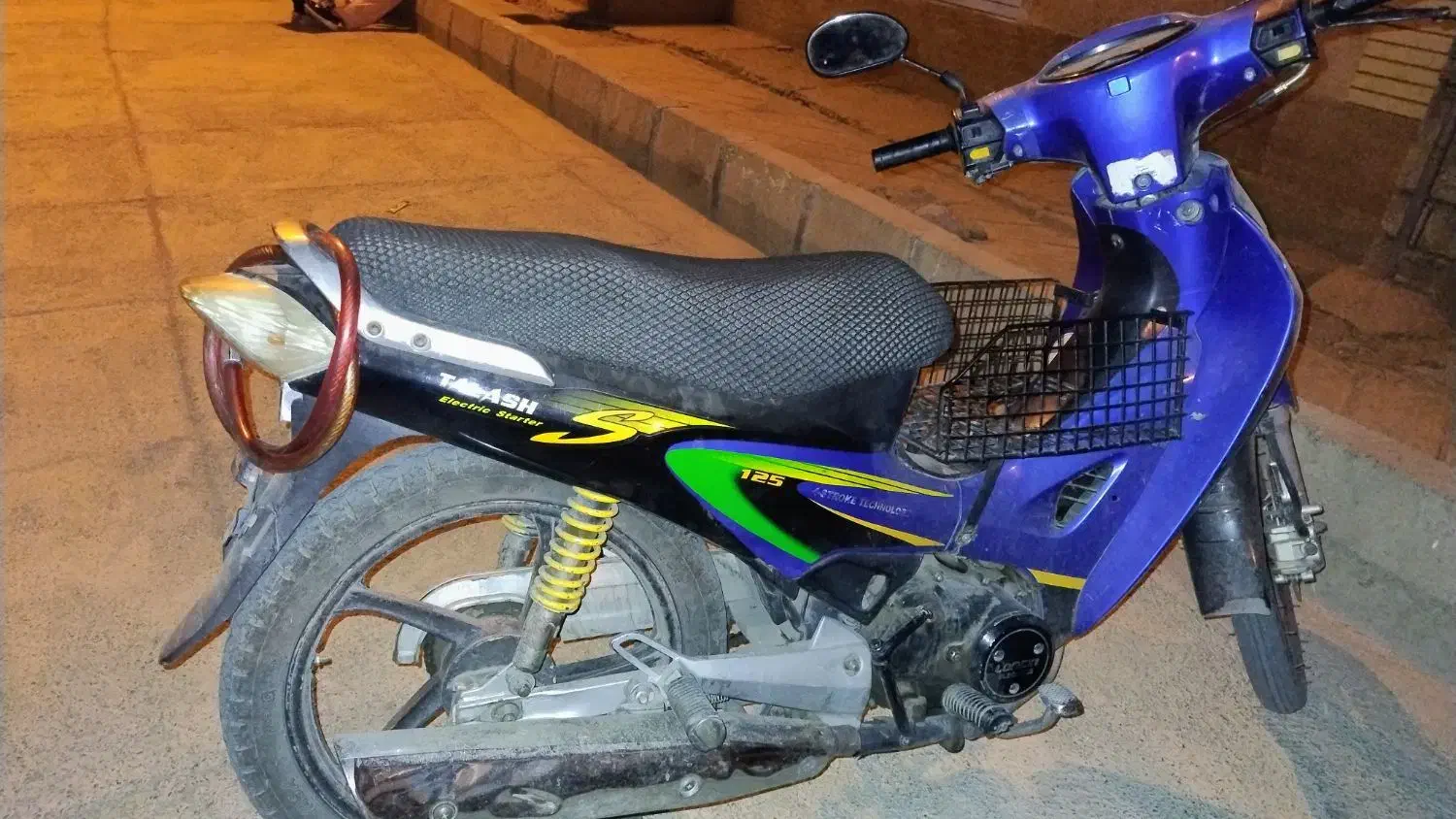 موتور سیکلت طرح ویو تلاش ۱۲۵|موتورسیکلت|مریوان, |دیوار