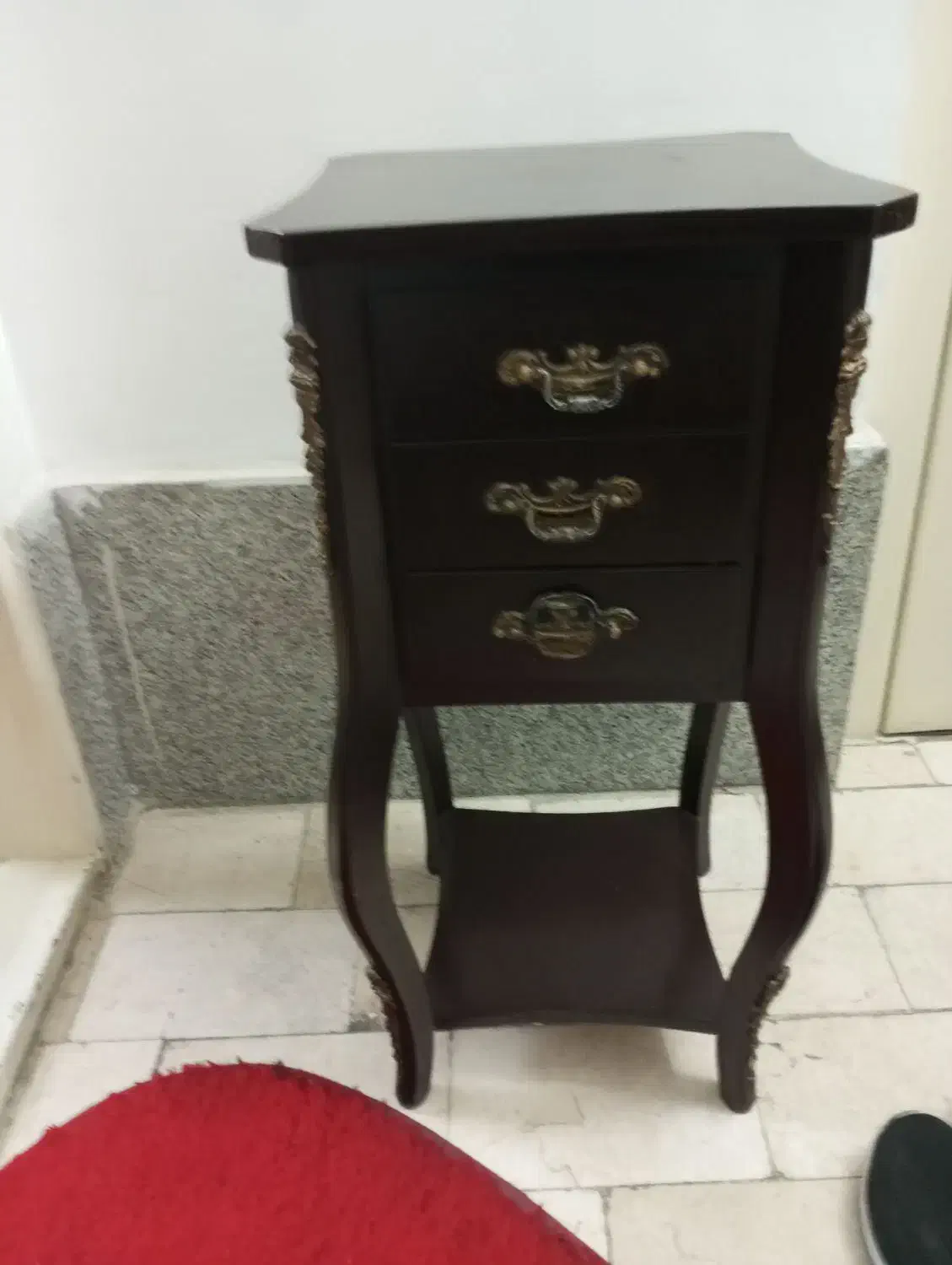 میز تلفن سالم|میز تلفن|کرج, حصارک پایین|دیوار