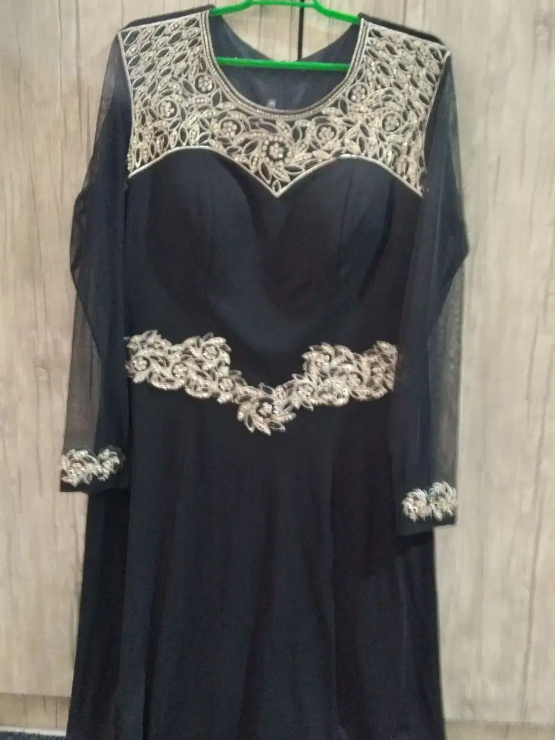 لباس مجلسی|لباس|پاکدشت, حصار امیر|دیوار