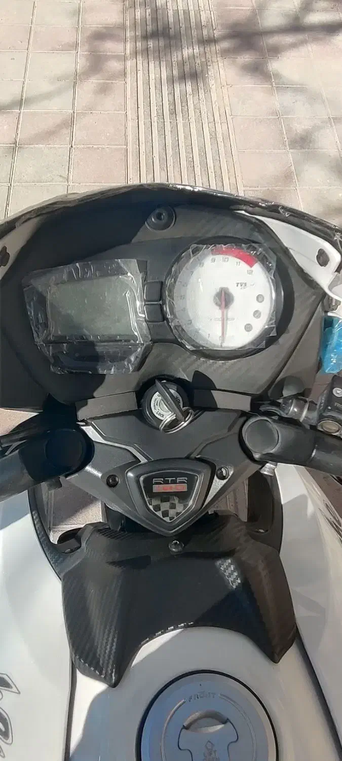 آپاچی خشک|موتورسیکلت|خمین, |دیوار