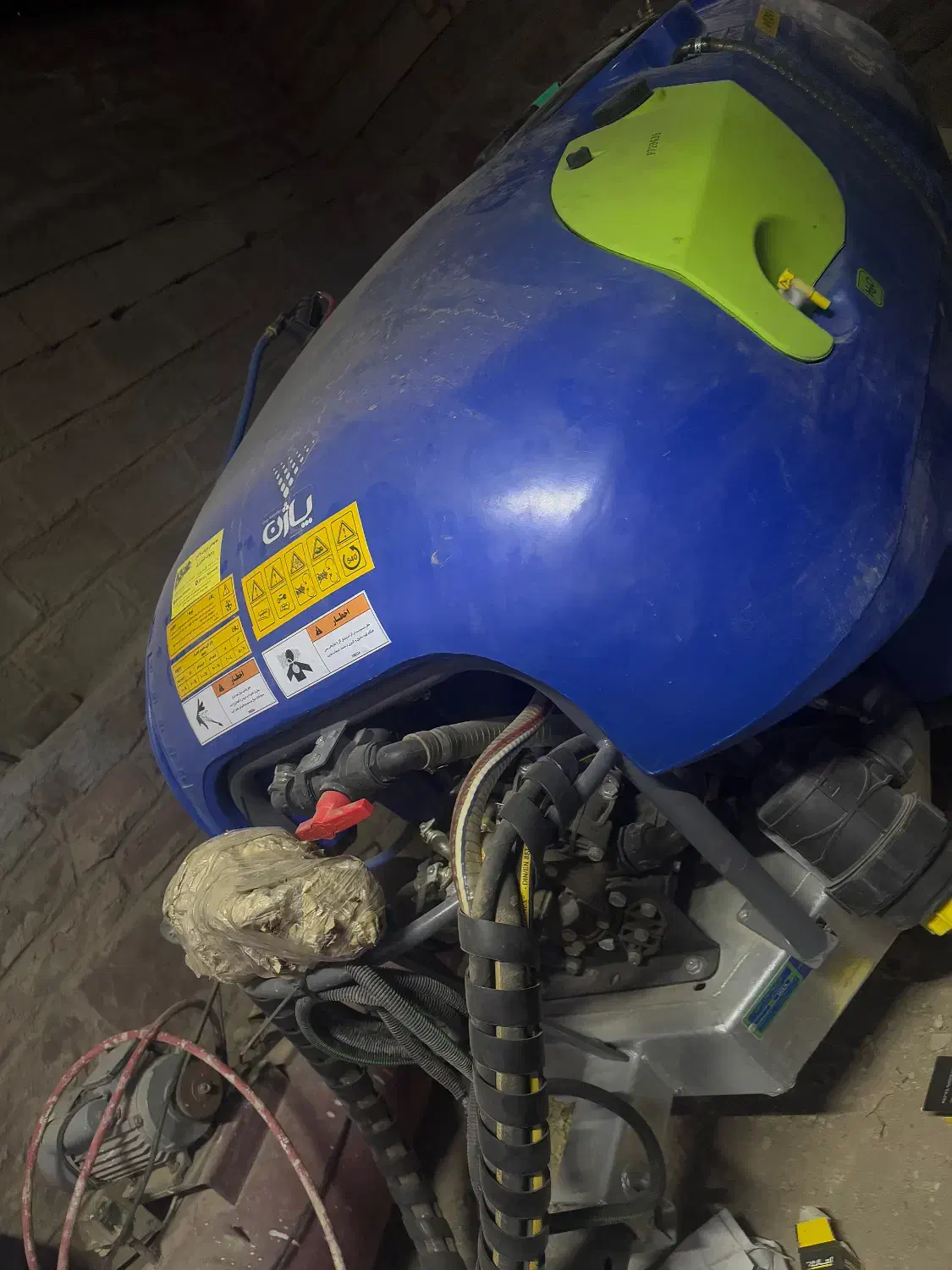 سمپاش توربو لاینر پاژن|ماشین‌آلات صنعتی|مه ولات, |دیوار