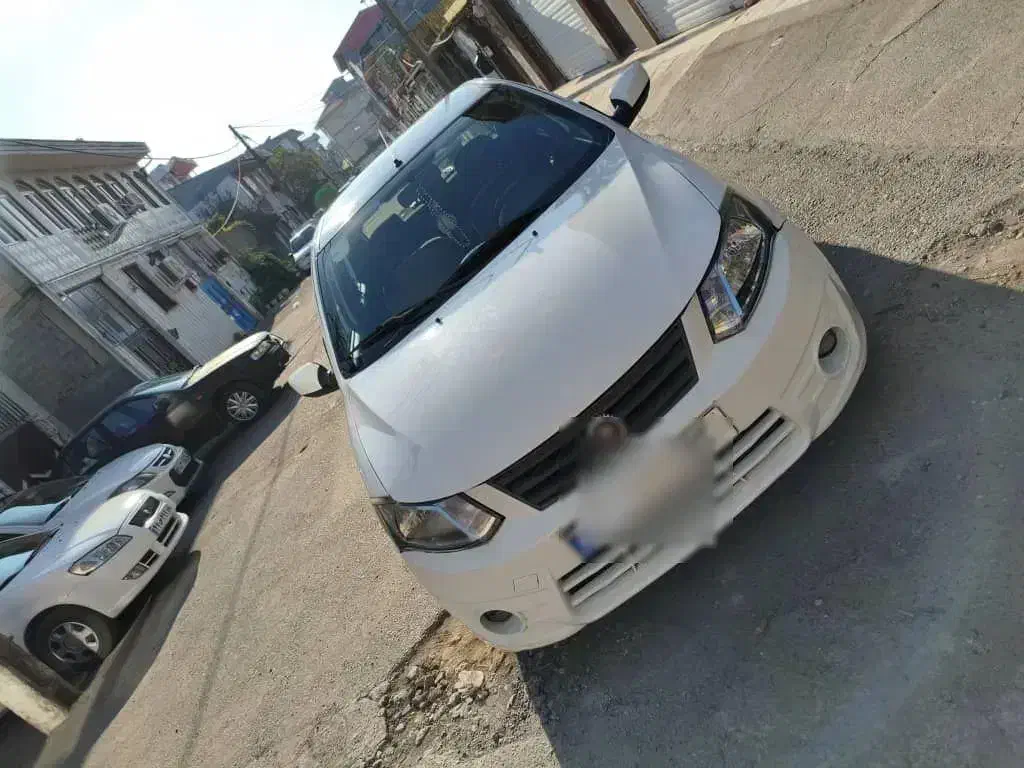 فروش ساینا|خودرو سواری و وانت|لنگرود, |دیوار