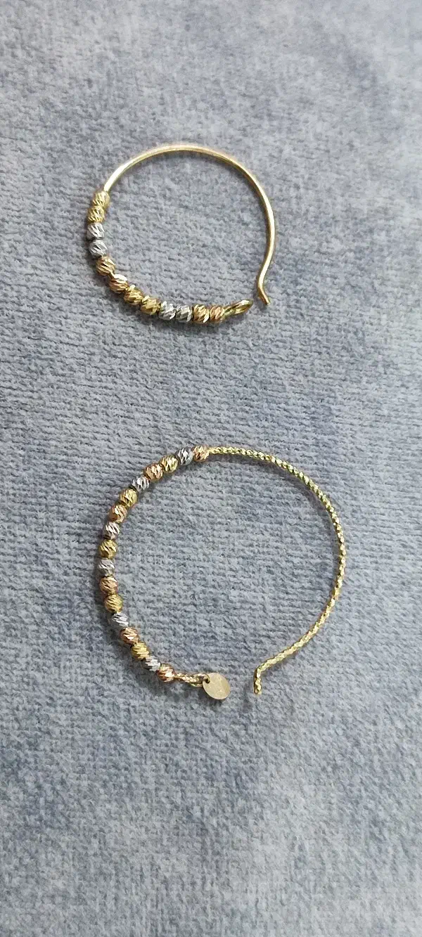 .یک عدد تکپوش دوجفت گوشواره|جواهرات|دورود, |دیوار