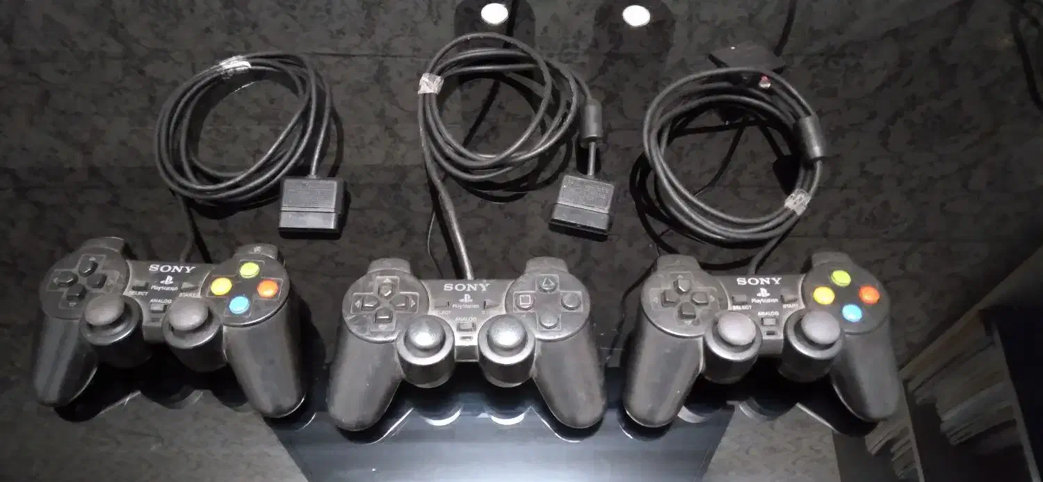 دسته پلی استیشن ۲  و دسته پلی استیشن ۱  (مفت)|کنسول، بازی ویدئویی و آنلاین|مشهد, طبرسی شمالی|دیوار