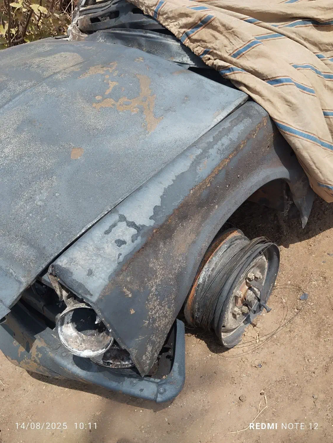 ماشین نیسان مدل 1400سوخته به فروش میرسد|خودرو سواری و وانت|رودبار (کرمان), |دیوار