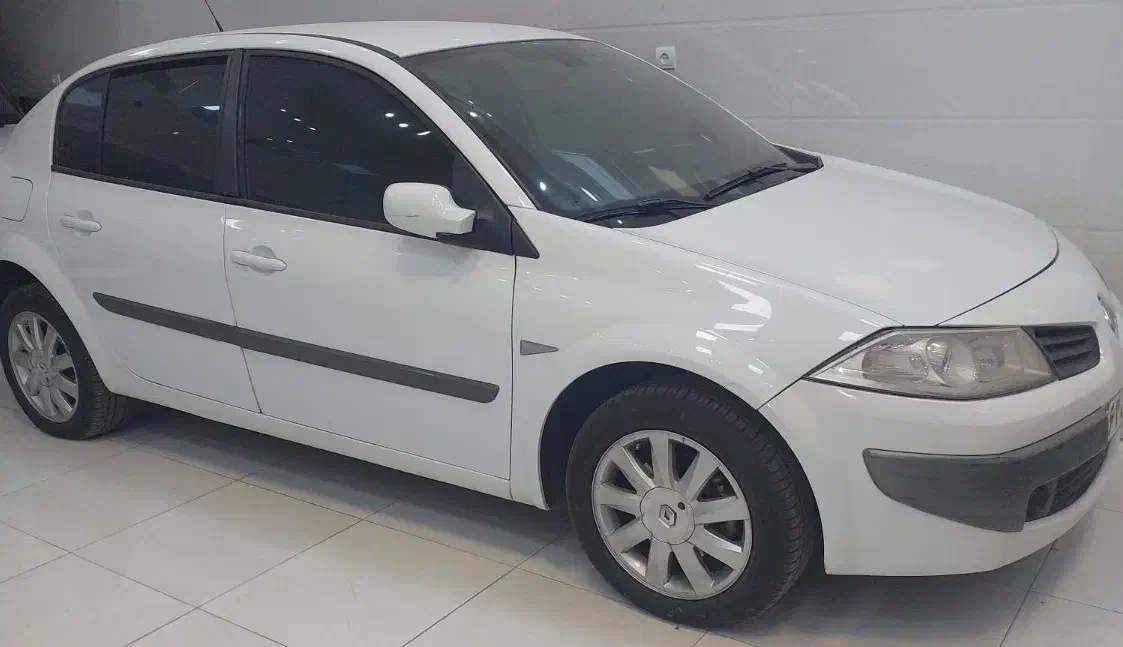 مگان موتور ۲۰۰۰مونتاژ داخل اتومات|خودرو سواری و وانت|یزد, |دیوار