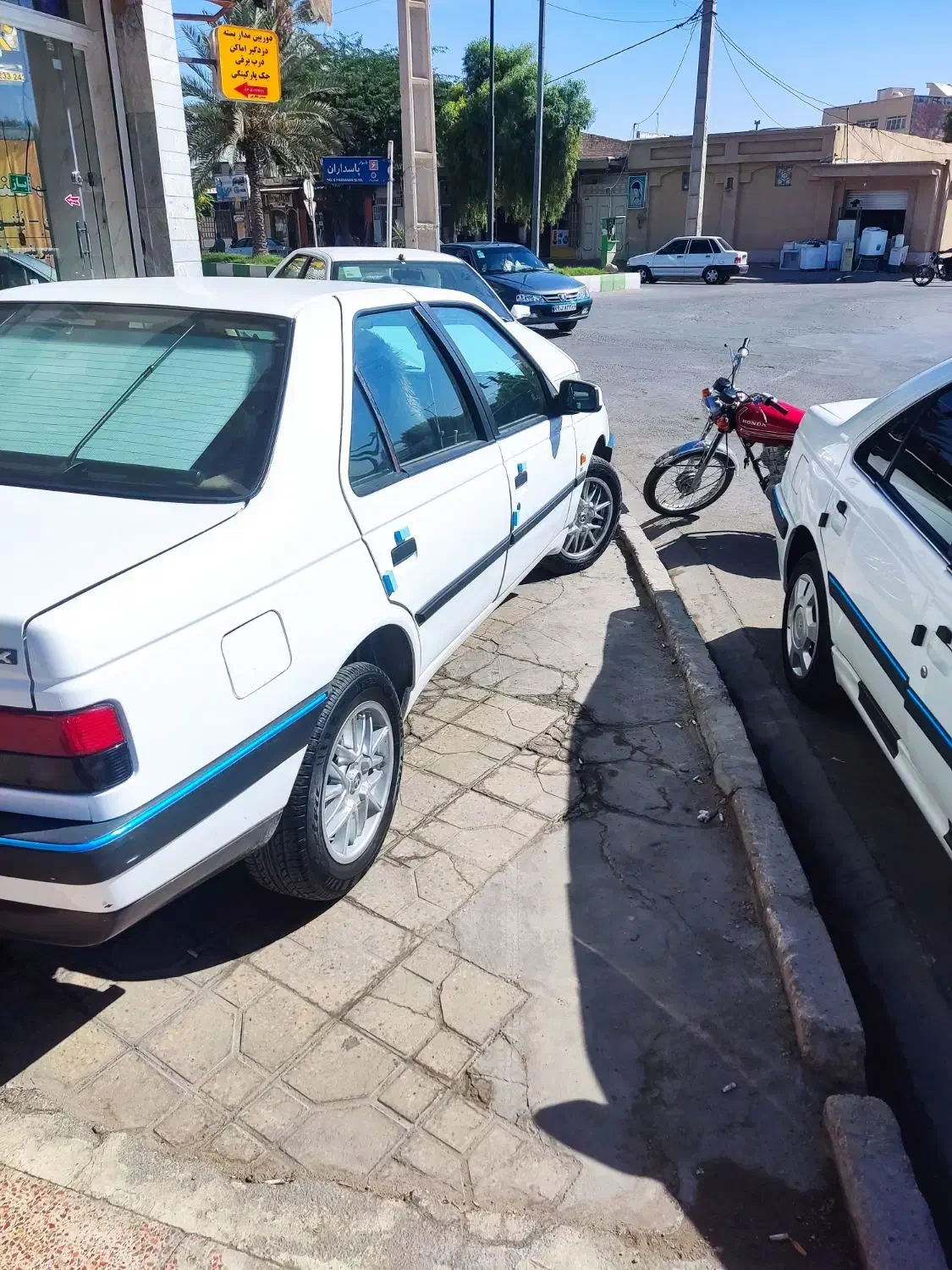 پژو مدل ۹۰ تعویض اتاق ۴۰۴ هست|خودرو سواری و وانت|بندرعباس, |دیوار