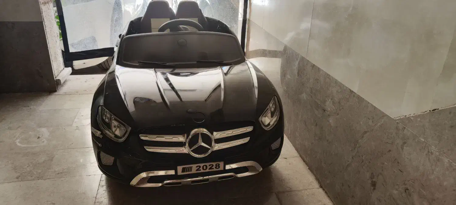 ماشین شارژی مرسدس بنز|اسباب‌بازی بچه|شاهین‌شهر, عطار|دیوار