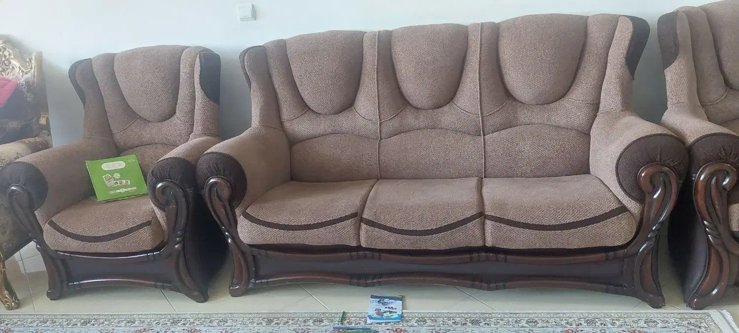 حراج مبل۷ نفره بسیار تمییز زیر قیمت|حراج|فولادشهر, B4|دیوار