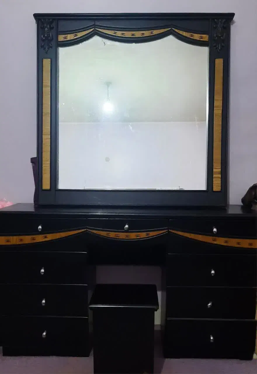 تخت خواب دو نفره|تخت و سرویس خواب|بوشهر, |دیوار