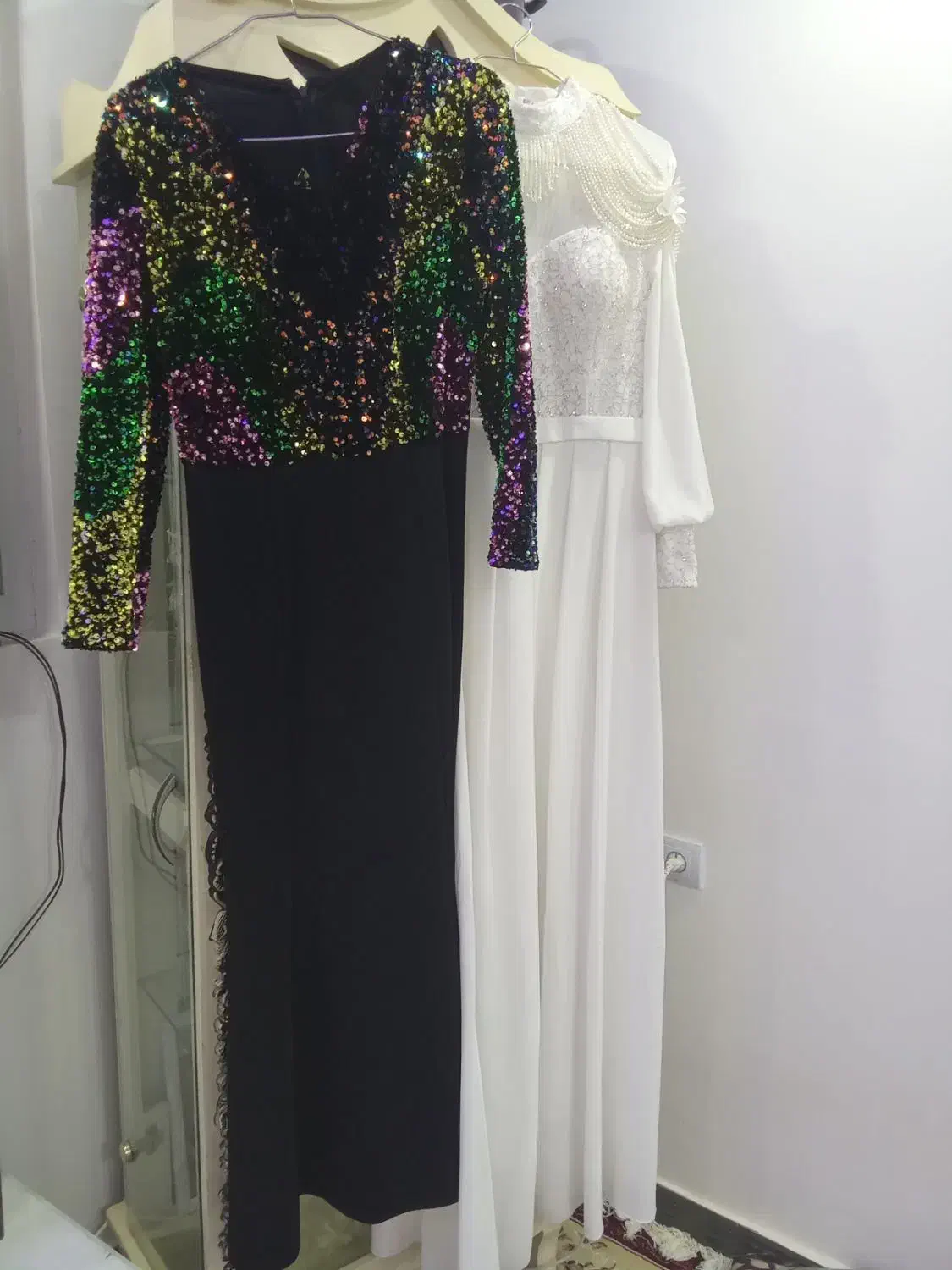 لباس.مجلسی|لباس|رشت, پاره بیجار|دیوار