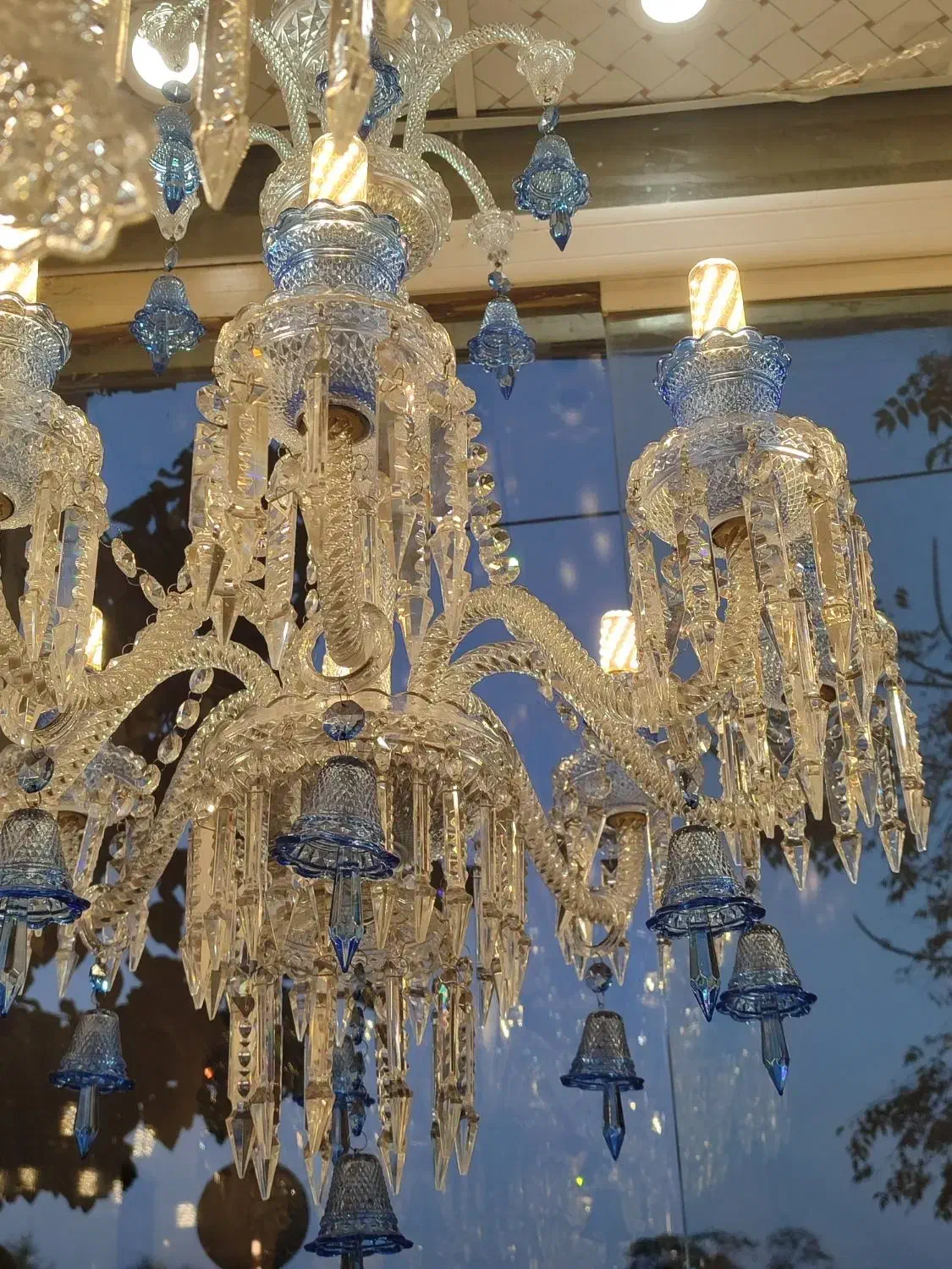 لوستر باکارات سفید رنگی ...|لوستر و چراغ آویز|خاوران, |دیوار