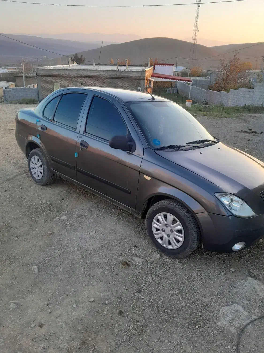 تیبا صندوقدار مدل ۹۱|خودرو سواری و وانت|اردبیل, |دیوار