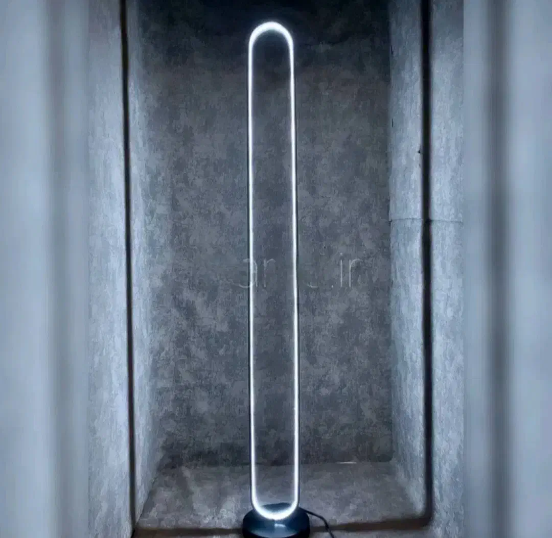 کنارسالنی مدرن|چراغ خواب و آباژور|اهواز, کمپلو جنوبی|دیوار