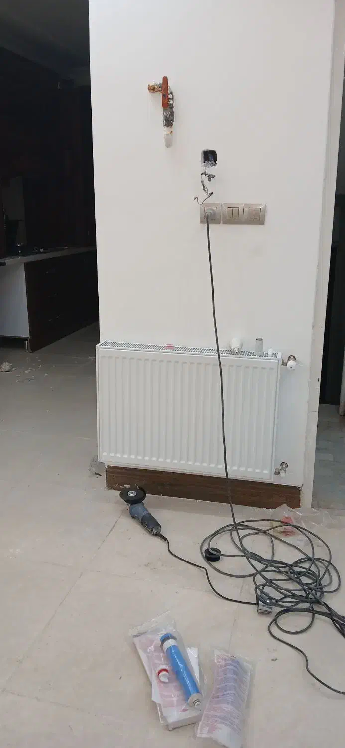 نصب رادیاتور پنلی نصاب رادیاتور میرحسینی|خدمات پیشه و مهارت|یزد, |دیوار