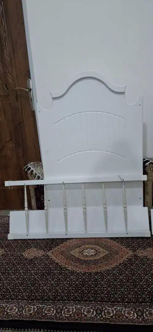 تخت نووتازه|تخت و صندلی بچه|سنندج, |دیوار