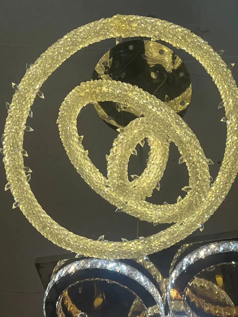 لوستر نو قیمت ۱۲تومن|لوستر و چراغ آویز|قائن, |دیوار