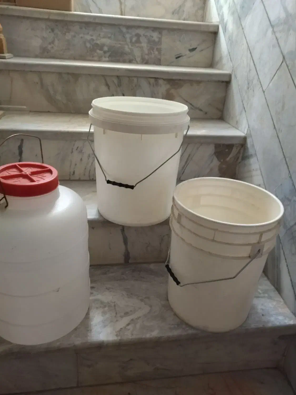 سطل و بانکه|لوازم نظافت|بیرجند, |دیوار