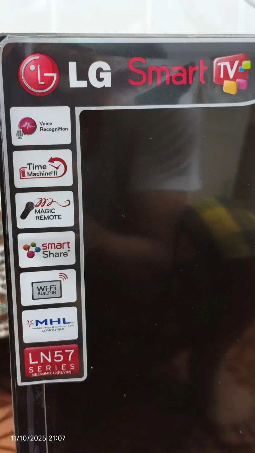 تلویزیون ۴۲ اینچ اسمارت ال جی|تلویزیون و پروژکتور|میبد, |دیوار