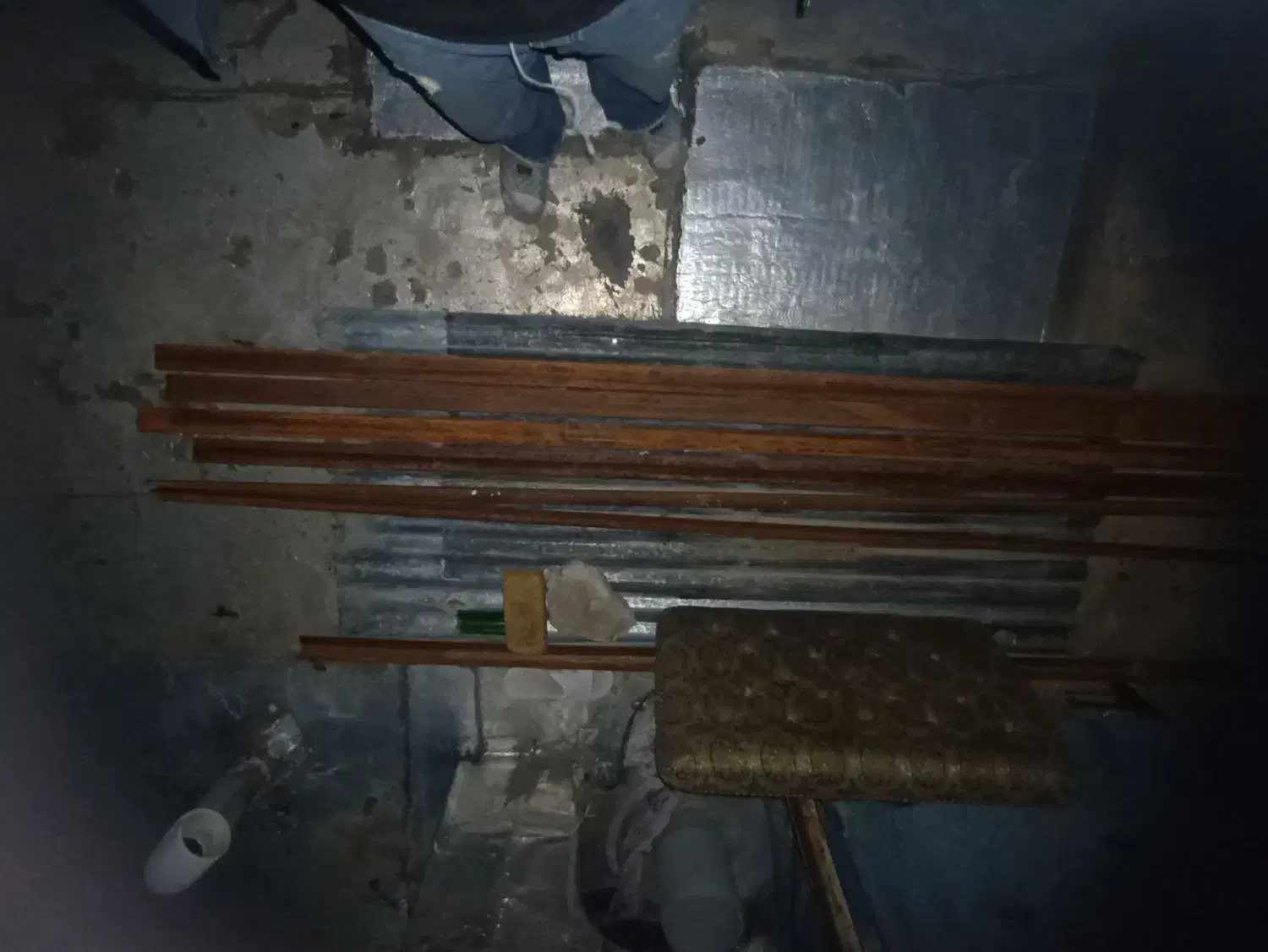 نبشی وقوطی|مصالح و تجهیزات ساختمان|دهگلان, |دیوار