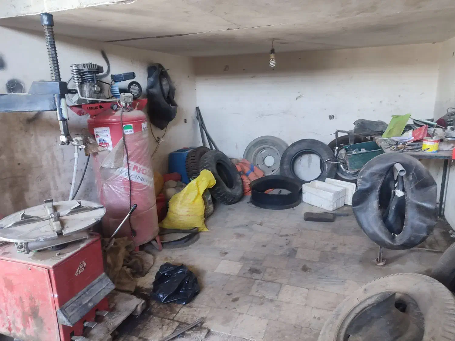 فروش مغازه تعویض روغنی با تمام وسایل|فروشگاه و مغازه|سراوان, |دیوار