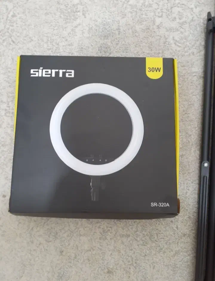 رینگ لایت۳۰ سانتی|لوازم جانبی موبایل و تبلت|پرند, فاز ۶|دیوار