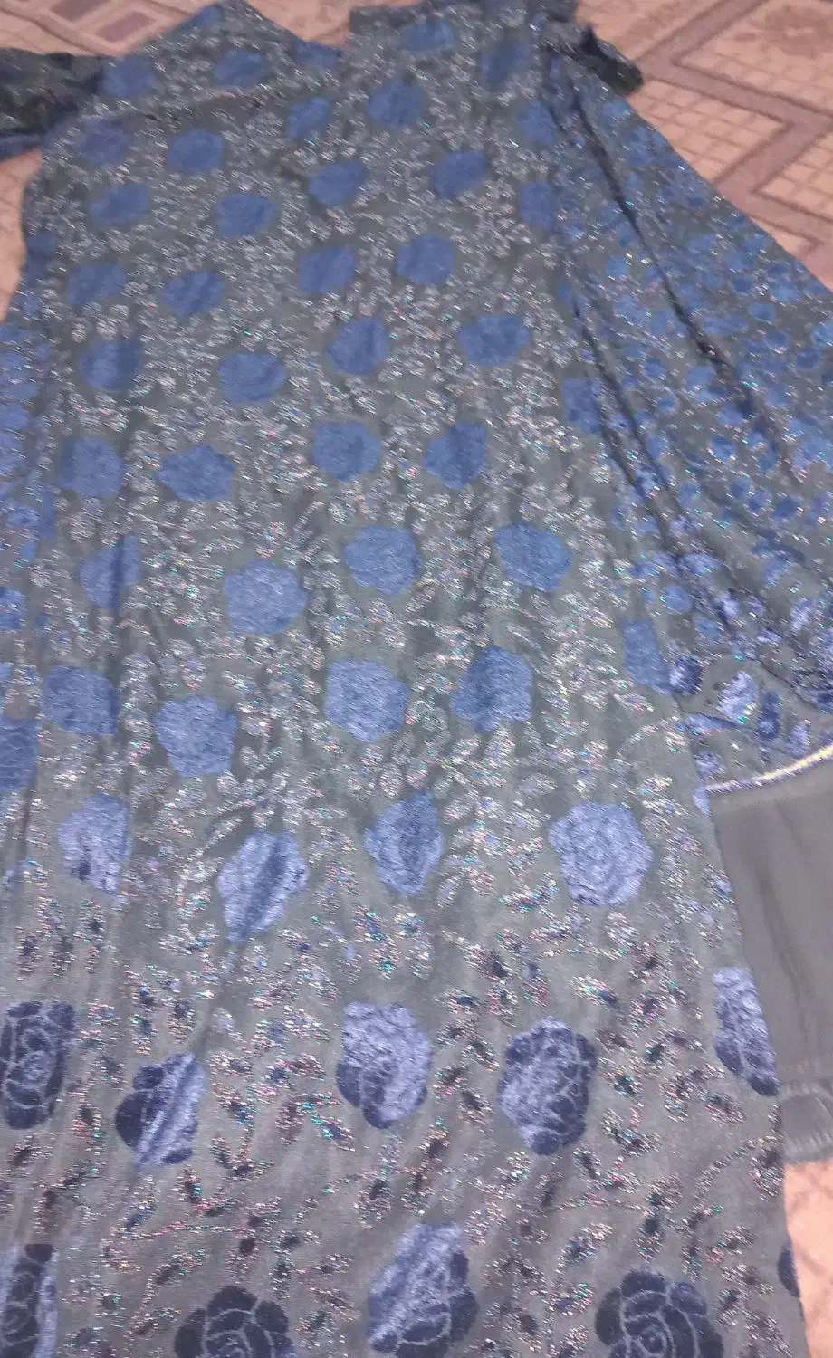 لباس|لباس|یاسوج, |دیوار