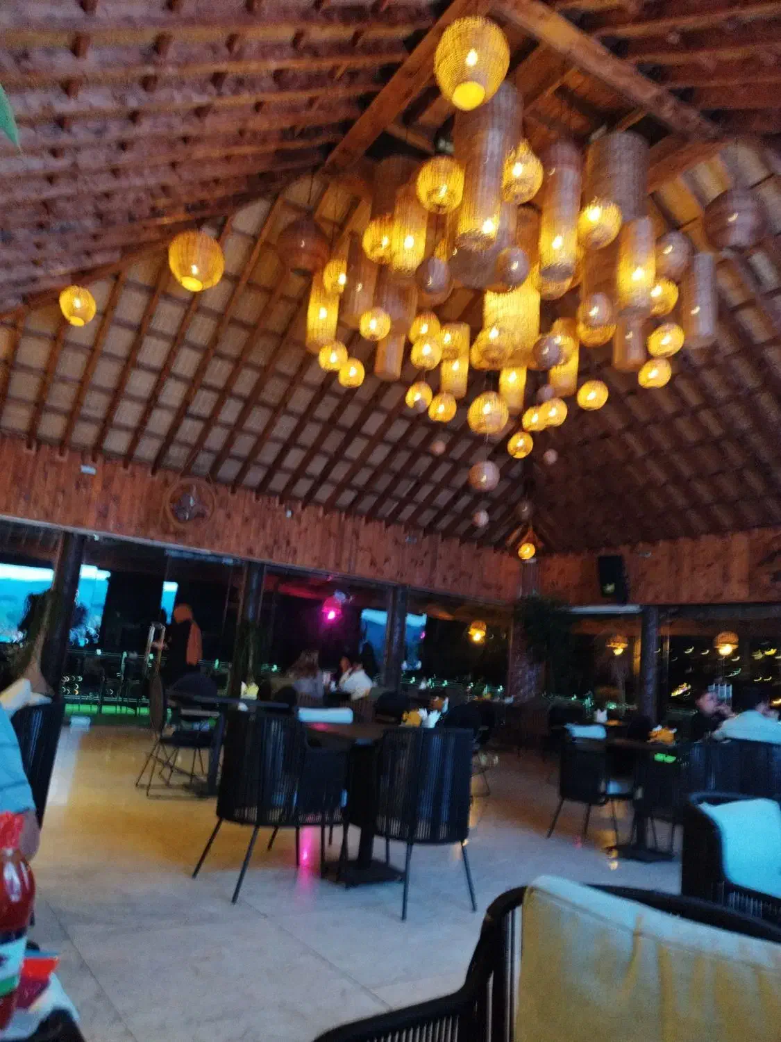 جذب سرآشپز حرفه ای با تجربه|استخدام خدمات فروشگاه و رستوران|لاهیجان, امیرشهید|دیوار