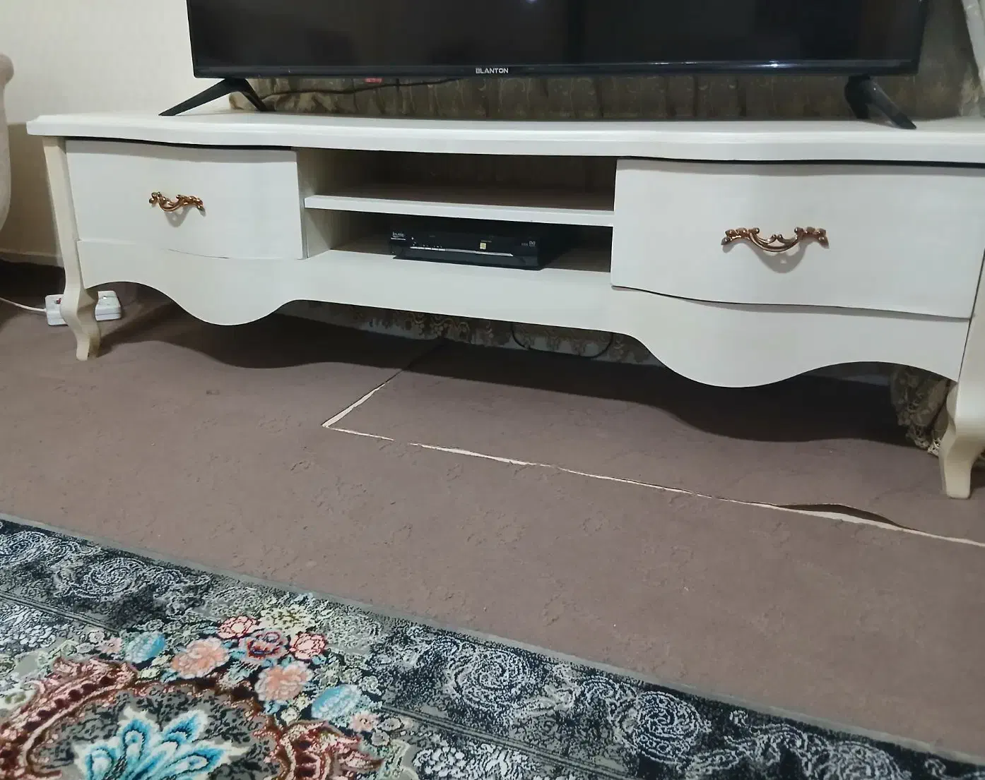 میز های چوبی|مبلمان خانگی و میز عسلی|میانه, |دیوار