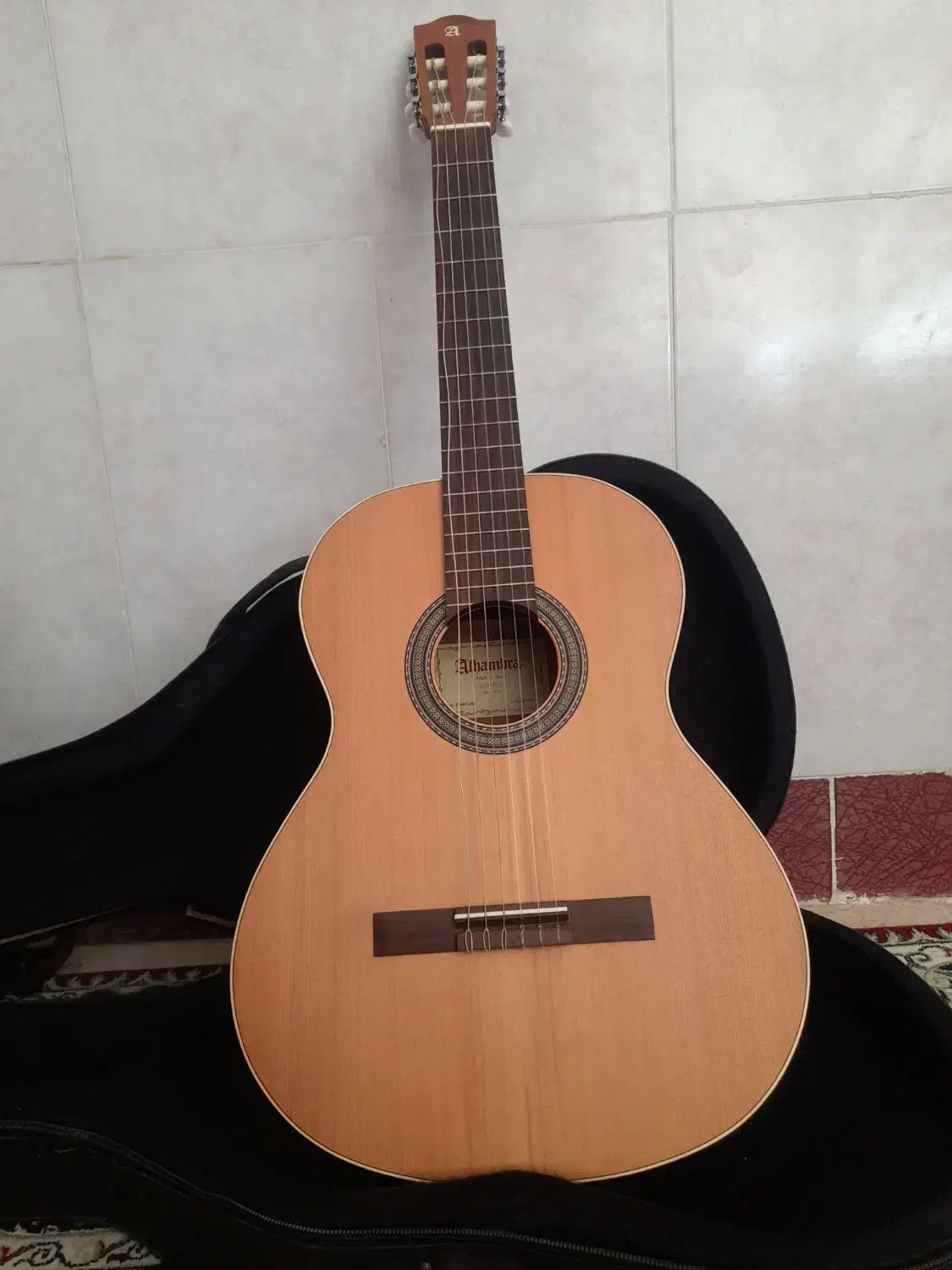 فروش الحمبرا زد نیچر|گیتار، بیس، امپلیفایر|فولادشهر, B2|دیوار