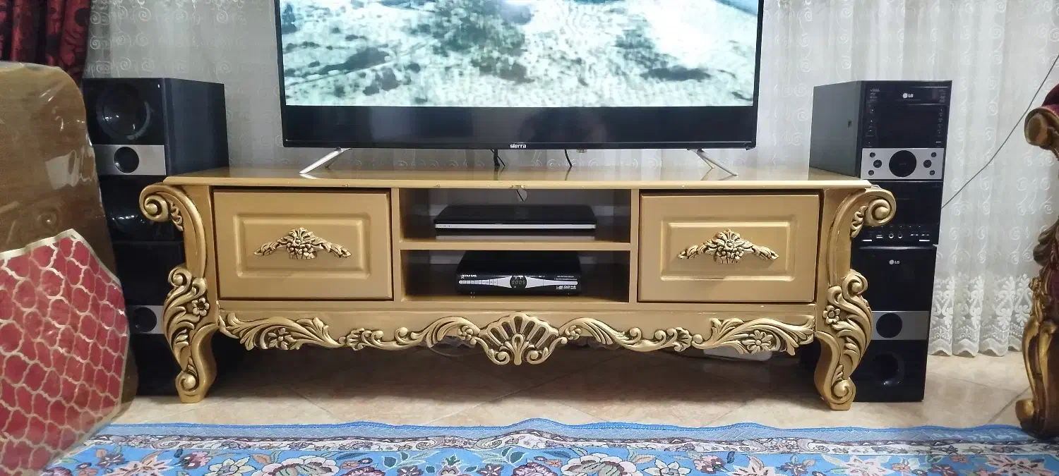 اینه کنسول معرق کاری-بوفه و میز تی وی طلایی|بوفه، ویترین، کنسول|تهران, مشیریه|دیوار